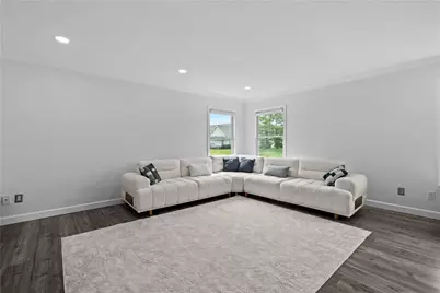 6708 Greeley Avenue, Huber Heights, OH 45424 - Photo 10
