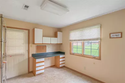 6685 Oakwood Lane, Huber Heights, OH 45424 - Photo 18