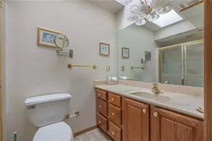 6685 Oakwood Ln, Huber Heights, OH 45424 - Photo 12