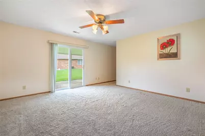 6685 Oakwood Lane, Huber Heights, OH 45424 - Photo 16