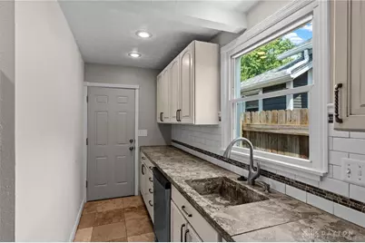 219 Adams Street, Dayton, OH 45410 - Photo 12