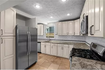 219 Adams Street, Dayton, OH 45410 - Photo 10