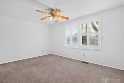 768 Mariclaire Avenue, Vandalia, OH 45377 - Photo 18