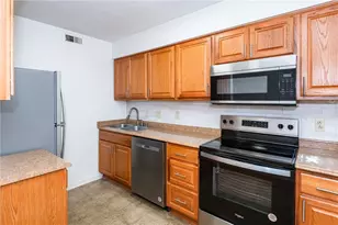 7815 N Main St, Dayton, OH 45415 - Photo 8