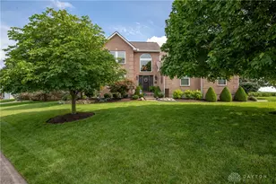 725 Mound St, Brookville, OH 45309 - Photo 1