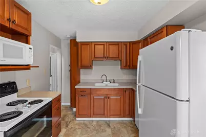 421 N Monroe Drive, Xenia, OH 45385 - Photo 12