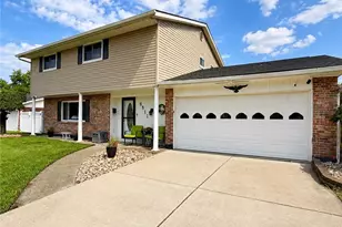 6811 Locustview Dr, Dayton, OH 45424 - Photo 4