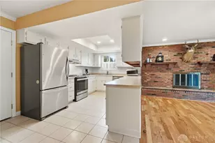 881 Lyncreek Dr, Washington Twp, OH 45458 - Photo 22