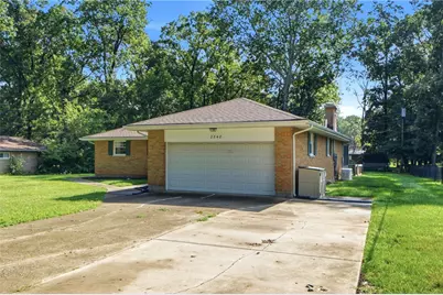 2548 Ehrhart Drive, Springfield, OH 45502 - Photo 2