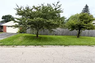 2611 Flowerstone Dr, Dayton, OH 45449 - Photo 4