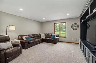 5763 Troy-Frederick Rd, Tipp City, OH 45371 - Photo 4
