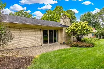 208 N Village Drive, Centerville, OH 45459 - Photo 48