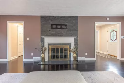 104 Acacia Drive, Oakwood, OH 45409 - Photo 6