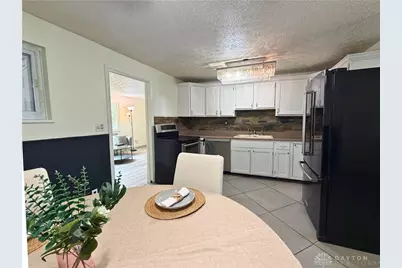 306 Savoy Avenue, West Carrollton, OH 45449 - Photo 6