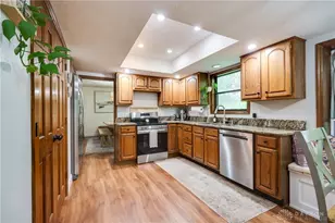 209 Kimbary Dr, Dayton, OH 45458 - Photo 10
