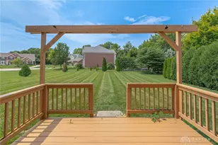 10049 Meadow Woods Ln, Washington Twp, OH 45458 - Photo 32