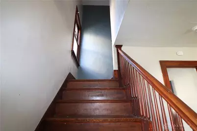 21 E Beechwood Avenue, Dayton, OH 45405 - Photo 8