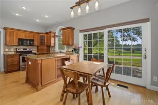 166 Barrington Village Dr, Xenia, OH 45385 - Photo 18