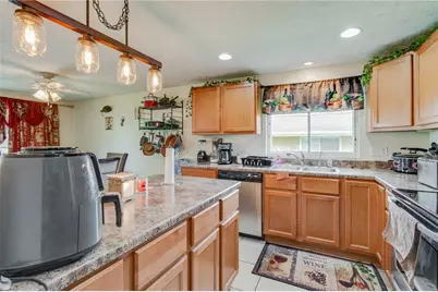 1377 Maplegrove Drive, Fairborn, OH 45324 - Photo 4