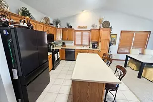 119 Burgundy Dr, Englewood, OH 45322 - Photo 12