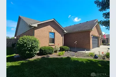 119 Burgundy Drive, Englewood, OH 45322 - Photo 2