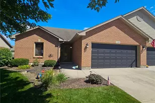 119 Burgundy Dr, Englewood, OH 45322 - Photo 1