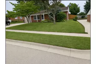 427 Bedford Ave, Xenia, OH 45385 - Photo 2