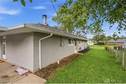 3960 Waterbury Drive, Kettering, OH 45439 - Photo 44