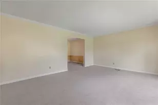 2206 Fox Run Rd, Miami Township, OH 45459 - Photo 2