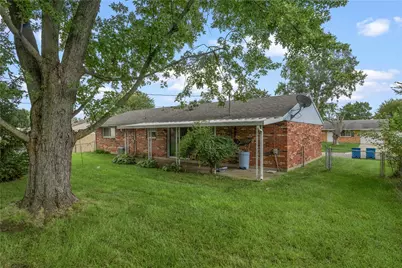 7161 Saffron Drive, Huber Heights, OH 45424 - Photo 4