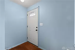 7161 Saffron Dr, Huber Heights, OH 45424 - Photo 8