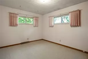 1072 Ceylon Cir, Beavercreek, OH 45430 - Photo 16