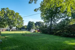 1072 Ceylon Cir, Beavercreek, OH 45430 - Photo 28