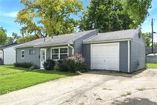 10 Regina Dr, Fairborn, OH 45324 - Photo 2