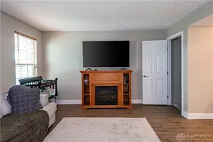 1680 Wimbledon Dr, Fairborn, OH 45324 - Photo 4