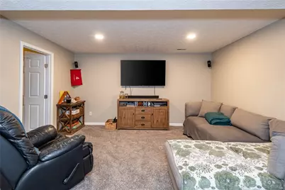 1680 Wimbledon Drive, Fairborn, OH 45324 - Photo 28