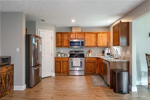 1680 Wimbledon Dr, Fairborn, OH 45324 - Photo 6