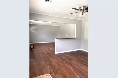 27 Homestead Street, Jamestown, OH 45335 - Photo 2