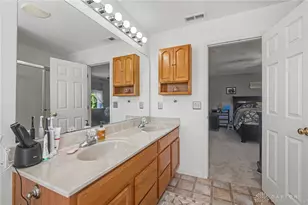 10237 Peacock Ln, Miamisburg, OH 45342 - Photo 36