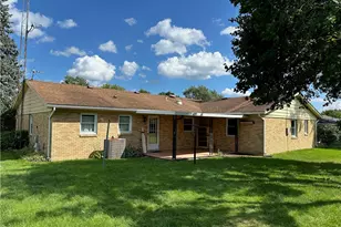 219 N Smith St, New Carlisle, OH 45344 - Photo 4