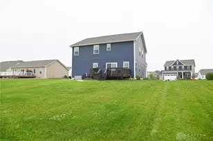 3258 Heatherstone Dr, Troy, OH 45373 - Photo 8