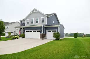 3258 Heatherstone Dr, Troy, OH 45373 - Photo 2