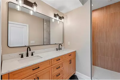 3908 Edwards Road #B, Cincinnati, OH 45209 - Photo 4