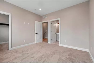3908 Edwards Road #B, Cincinnati, OH 45209 - Photo 32