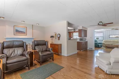 3903 Mengel Drive, Kettering, OH 45429 - Photo 2