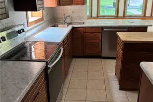 1358 Hanes Rd, Beavercreek, OH 45434 - Photo 4