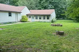 1358 Hanes Rd, Beavercreek, OH 45434 - Photo 2