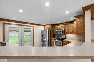 1890 Wilshire Dr, Xenia, OH 45385 - Photo 12