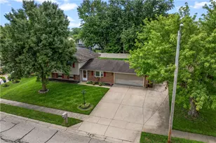 1890 Wilshire Dr, Xenia, OH 45385 - Photo 2