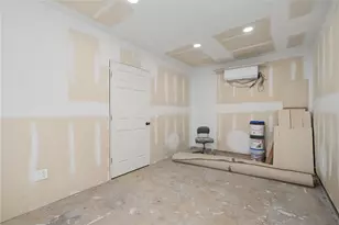 4304 Harbison St, Dayton, OH 45439 - Photo 24